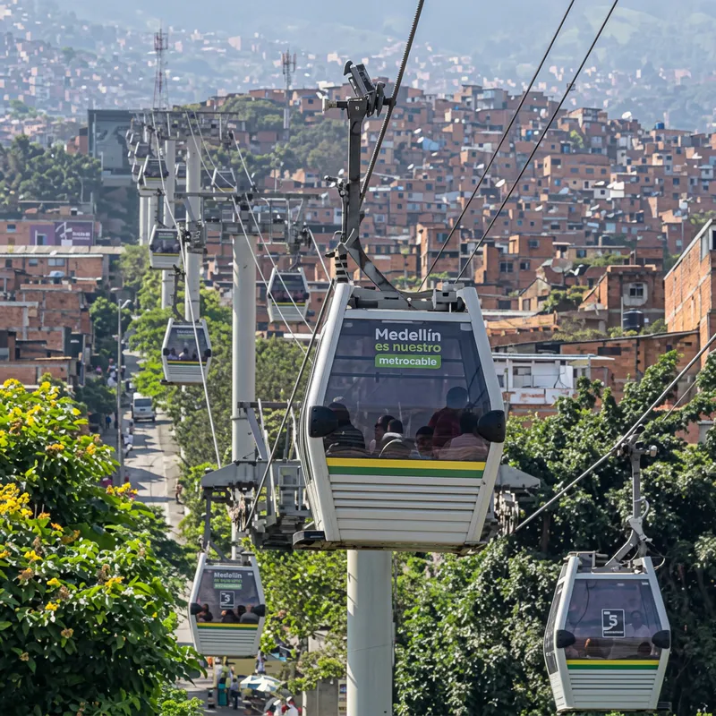 Cruza la ciudad en Metrocable - inspiracion 3